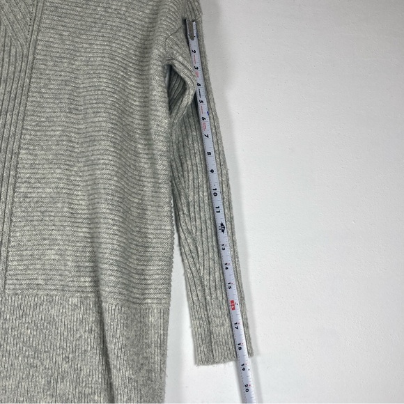 Lou & Grey Women’s Sweater Pullover Mock Neck Oversize Tunic Size SX Gray - Picture 10 of 13